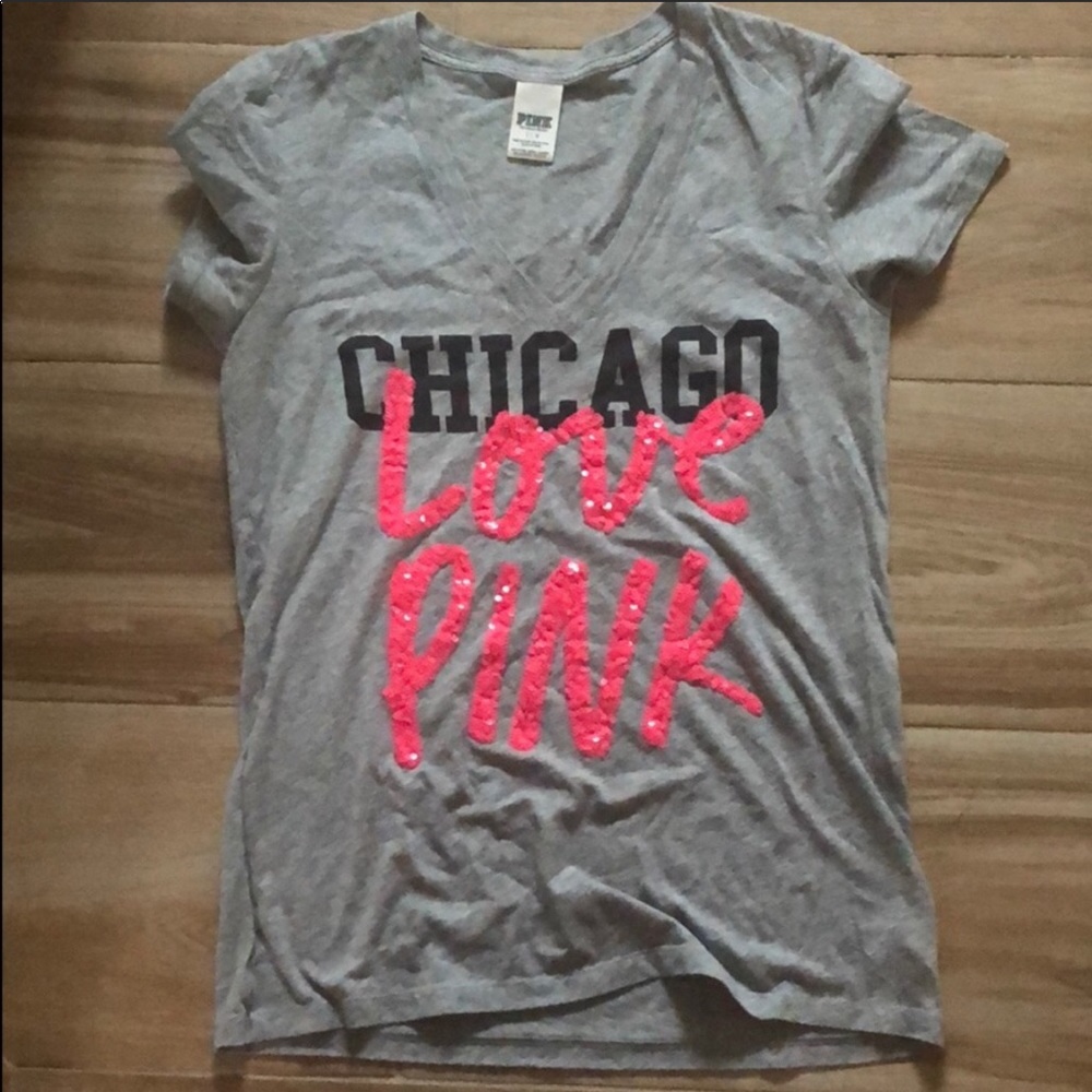 EUC Victoria’s Secret PINK Chicago vneck